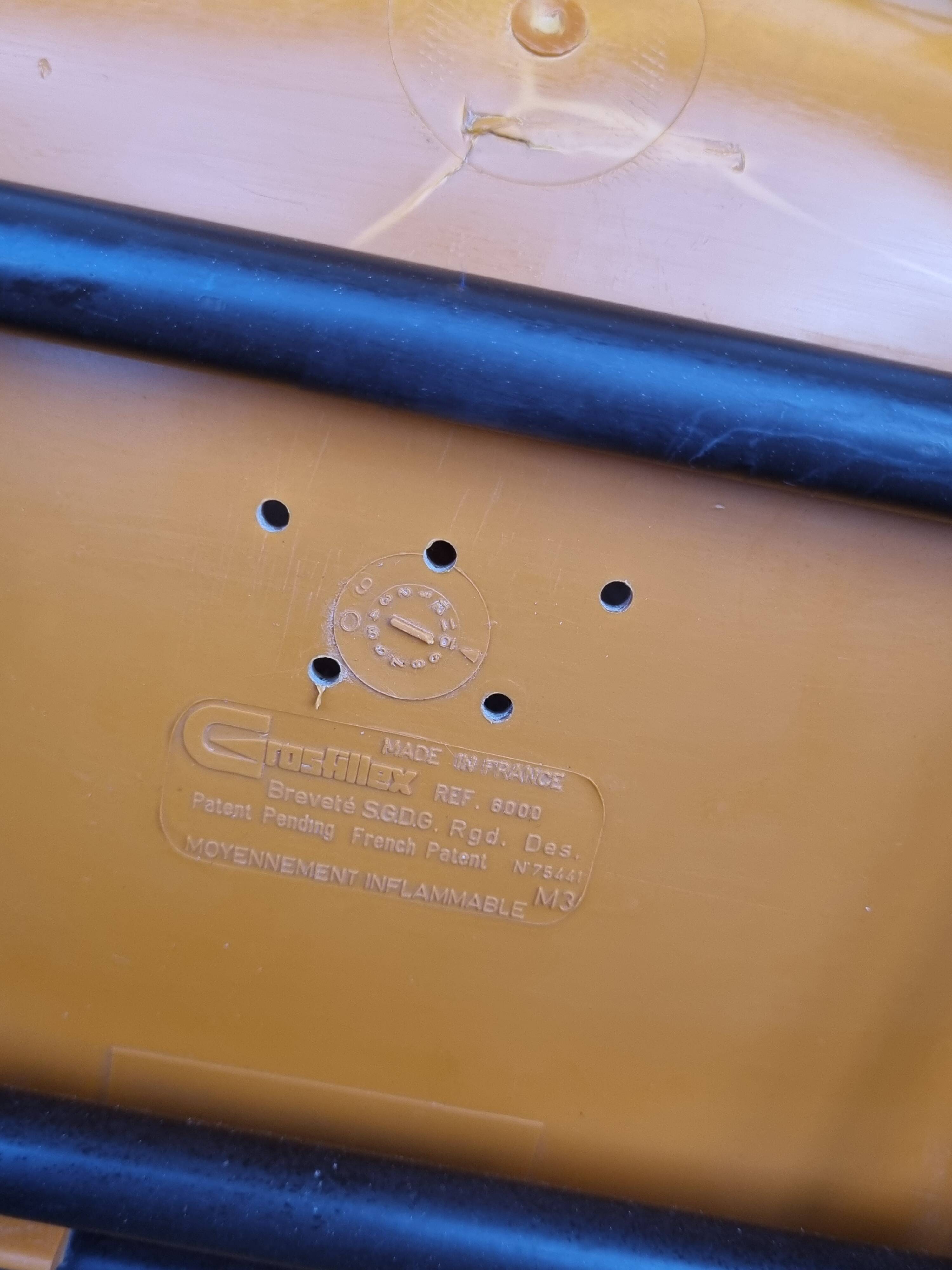 Set of 4 vintage Grosfillex school chairs, 60s-70s, orange plastic and tubular base