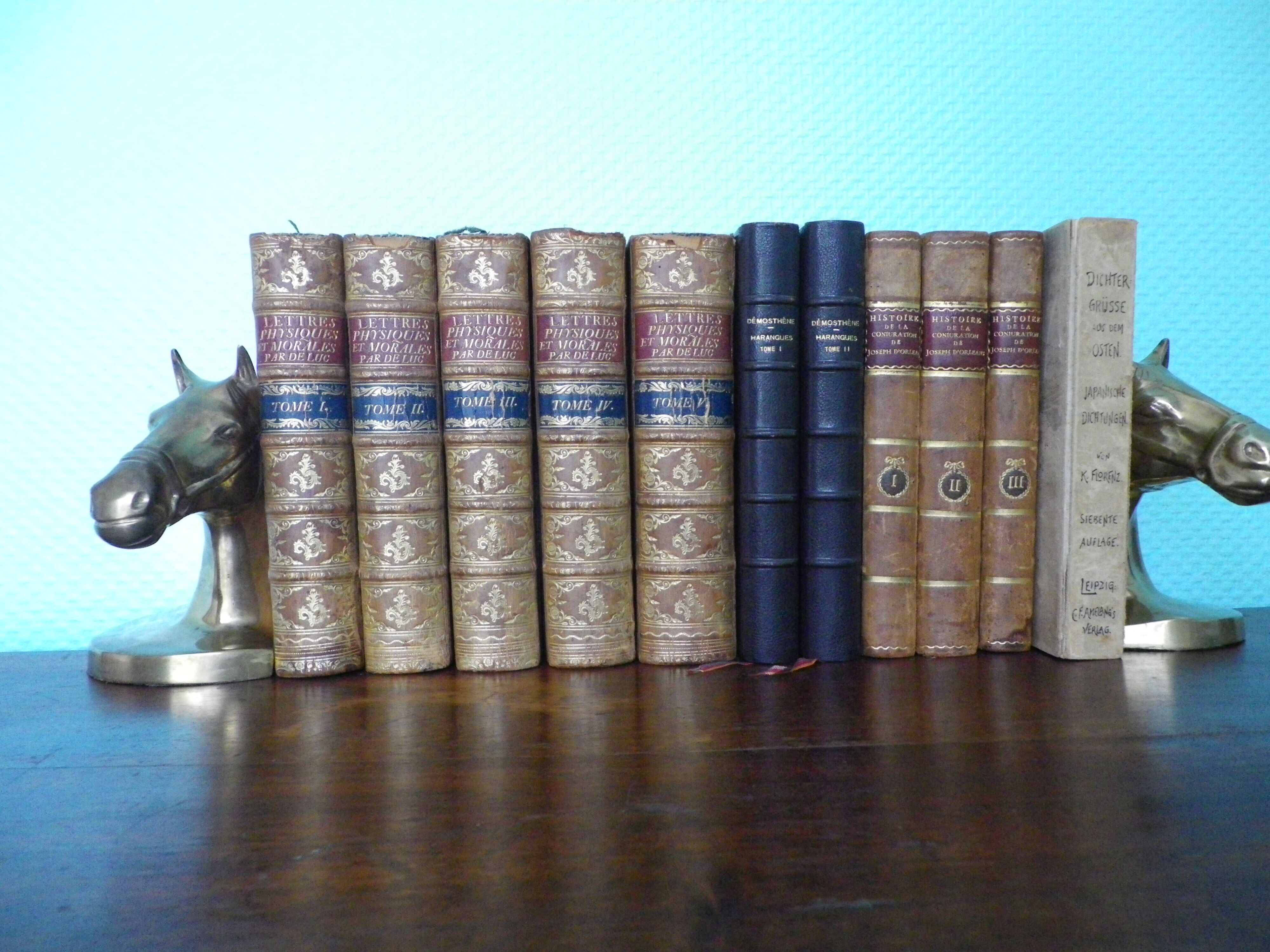 2 Horse-shaped bookends  in brass