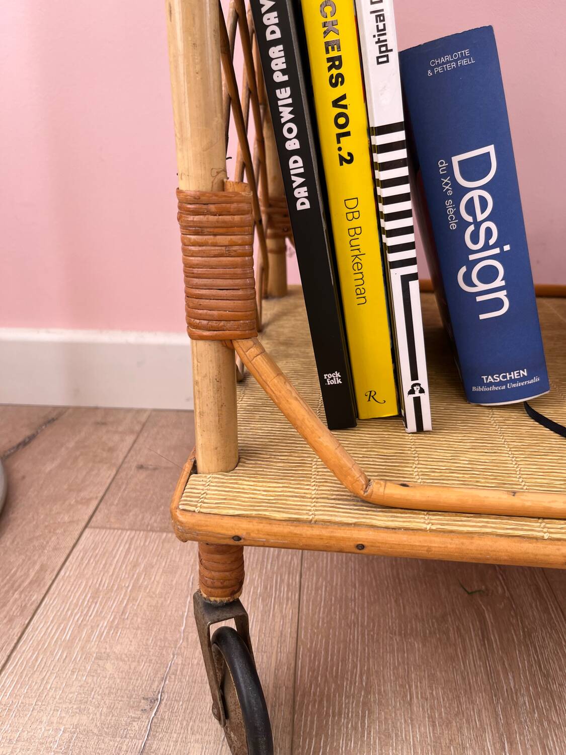 Rolling side table, serving cart, vintage rattan and wicker 60.