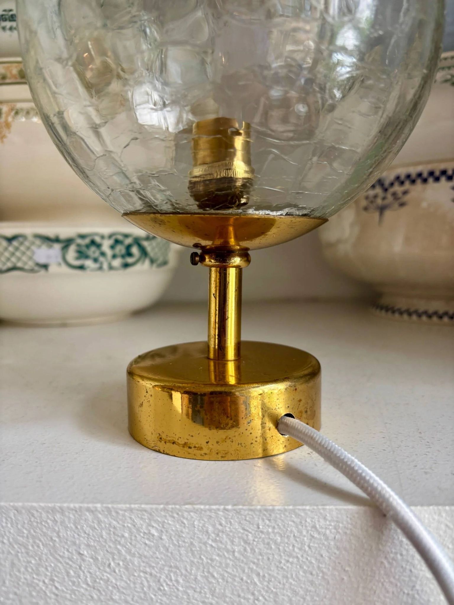 Cracked glass and gold metal table lamp