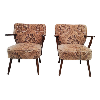 Set of 2 mid century cocktail armchairs