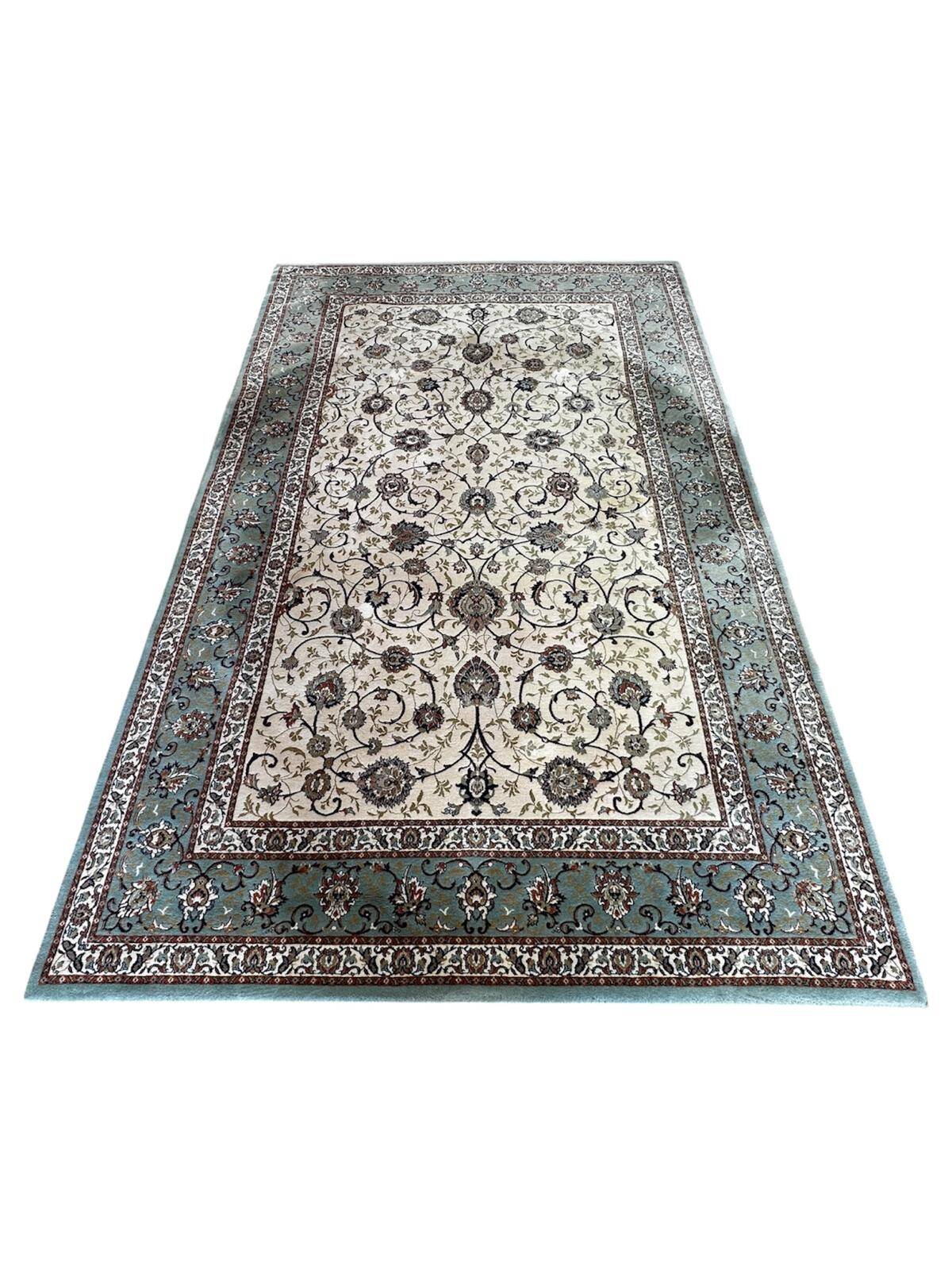 Oriental rug 2m x 3m