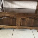 Bench chest