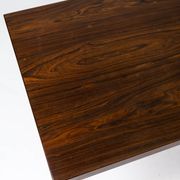 Table basse en bois de rose de design danois des années 1960.