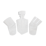 Lot of carafe and its 4 whiskey glasses