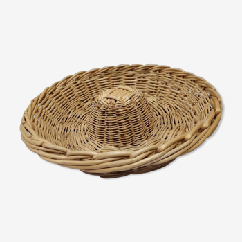 Wicker bread basket