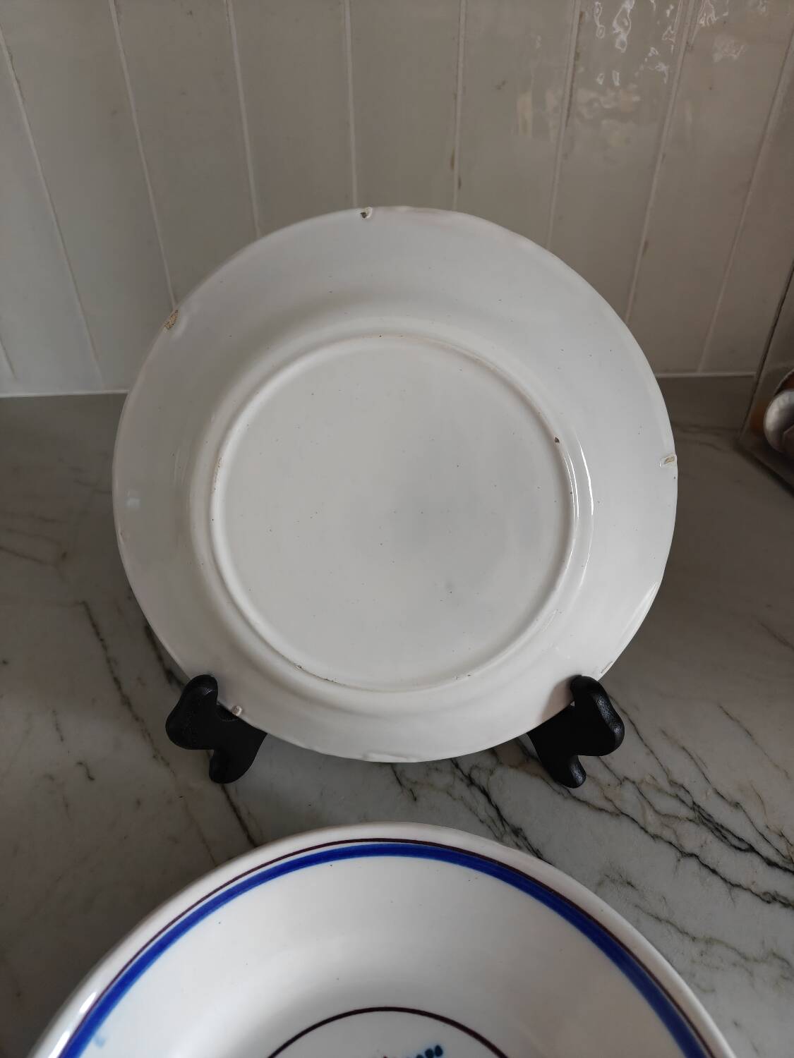 A lot of deep plates.