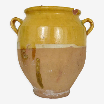 Varnished yellow confit pot, south-west of France. Conservation jar. Pyrenees XXth