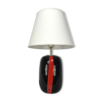 VeArt, black and red Murano glass table lamp from 70s. Labeled