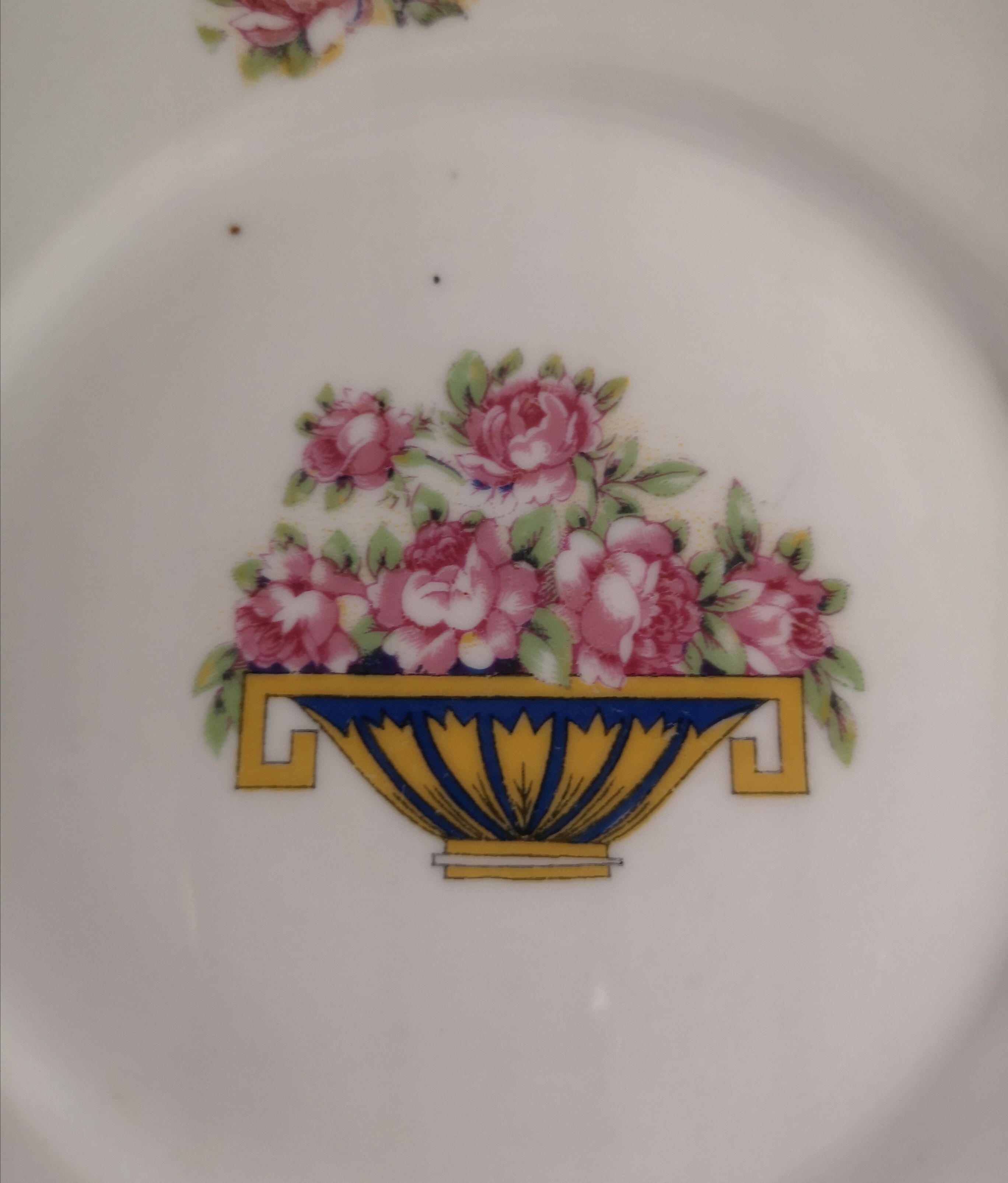 Rose decoration cake service