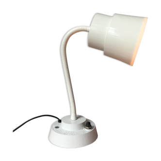 Desk lamp