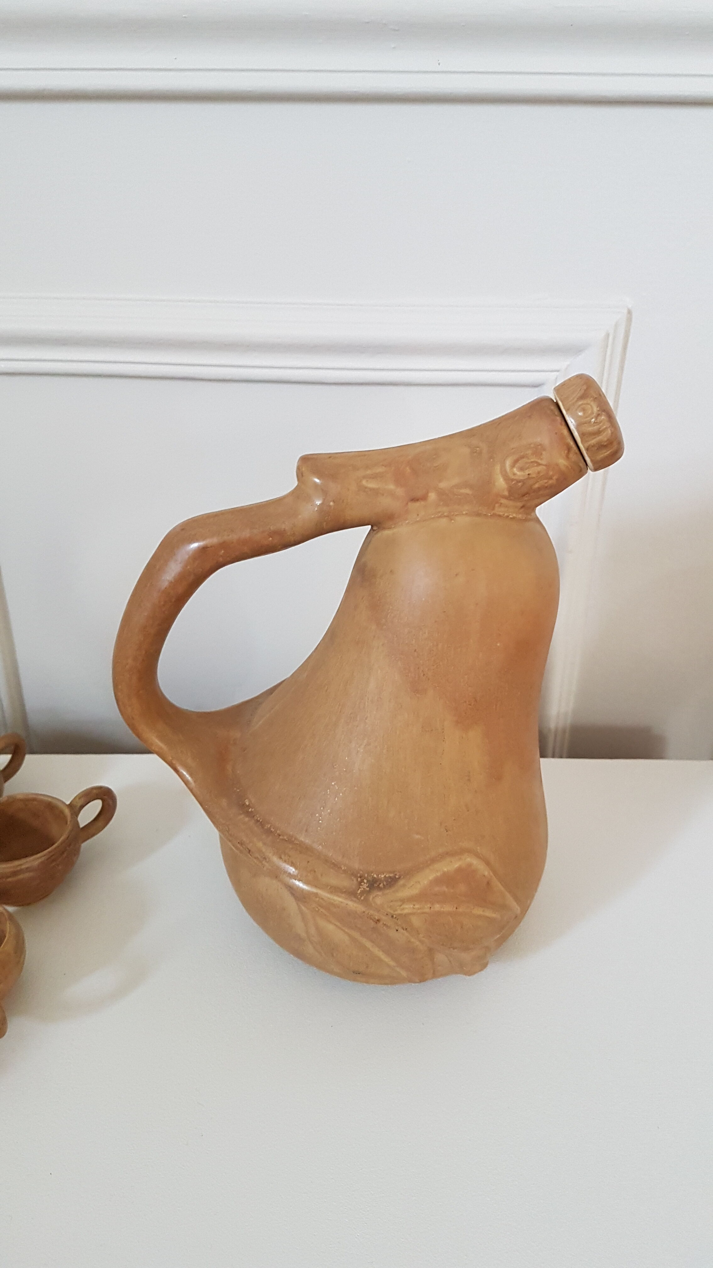 Stoneware liqueur service