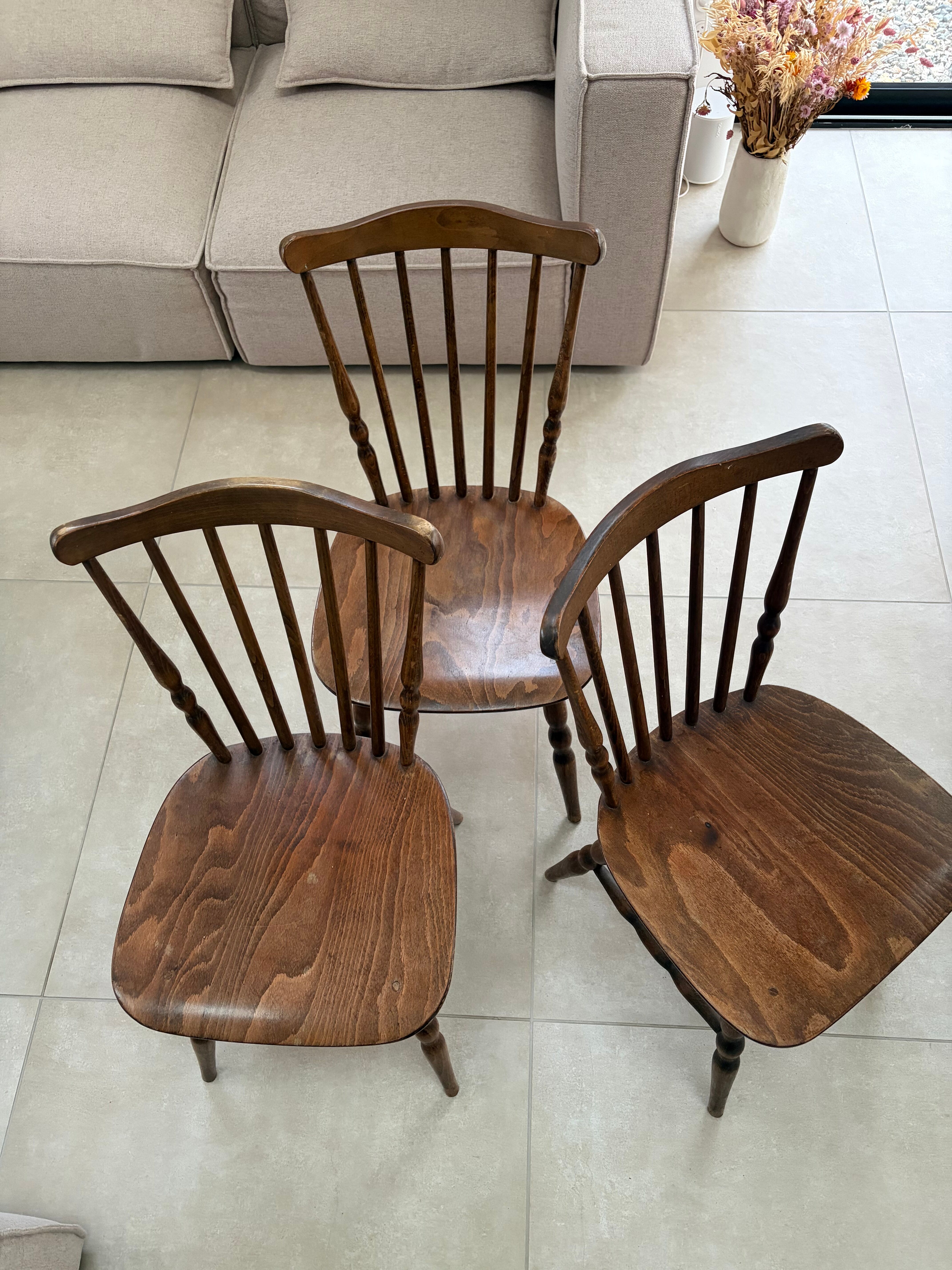 Baumann chairs