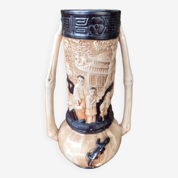 Vase en poterie d'art Bretby