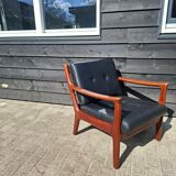 Senator chair by ole wanscher