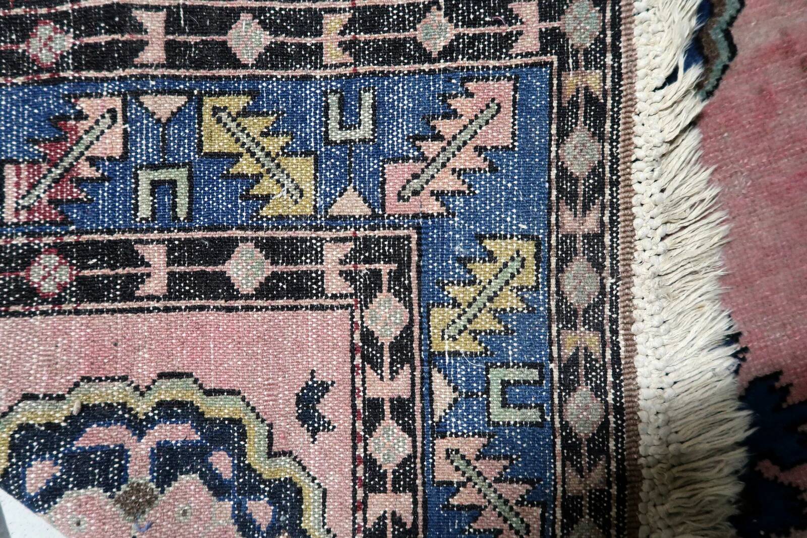 Handmade vintage Persian Malayer rug 115cm x 188cm, 1950s