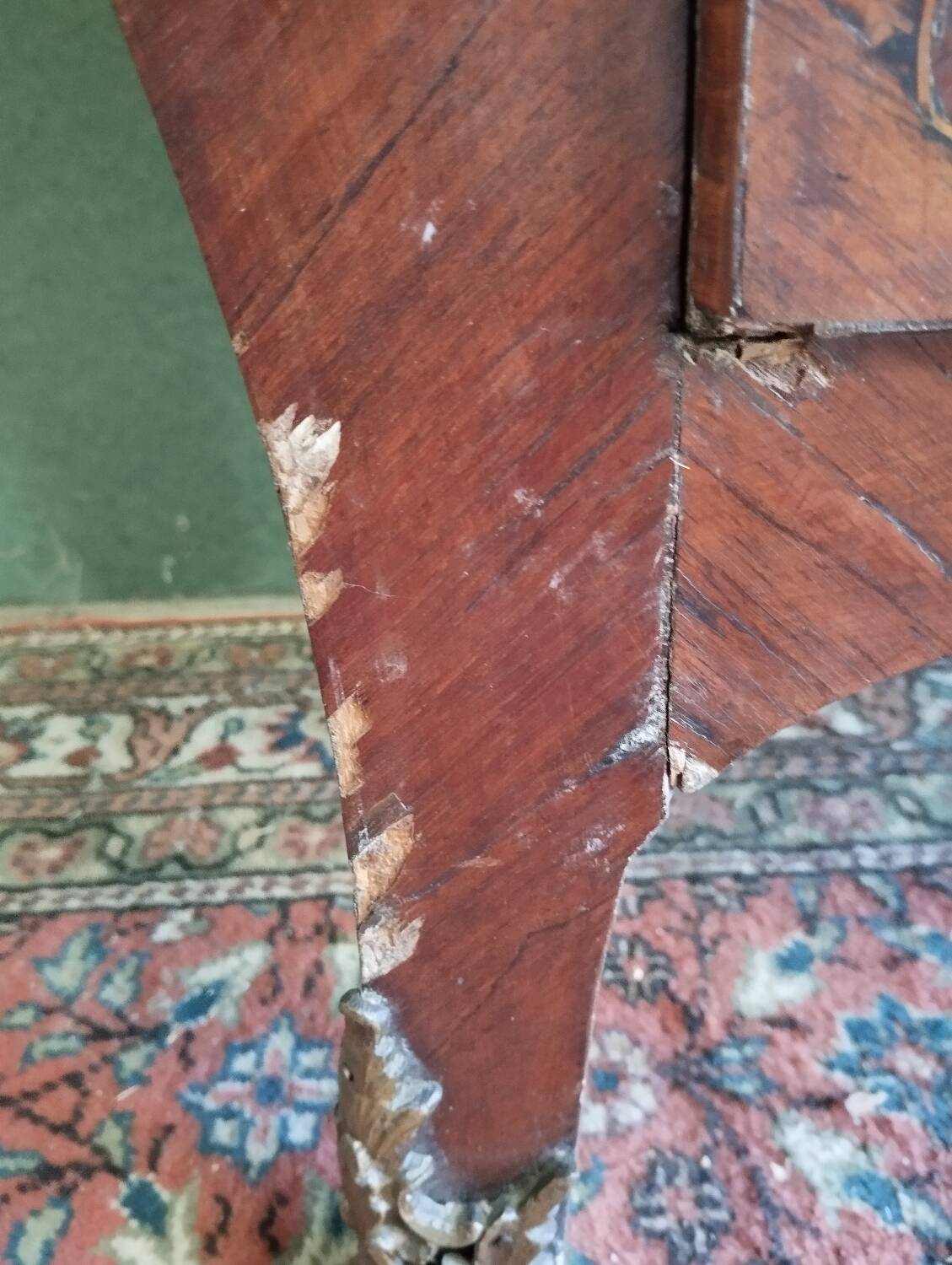 Louis XV style marquetry chest of drawers