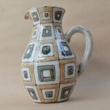 Pitcher with geometric decoration of Jean-Claude Malarmey