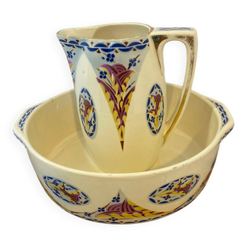 Art Deco bowl and dish from Saint-Amand, hand-painted floral decoration.