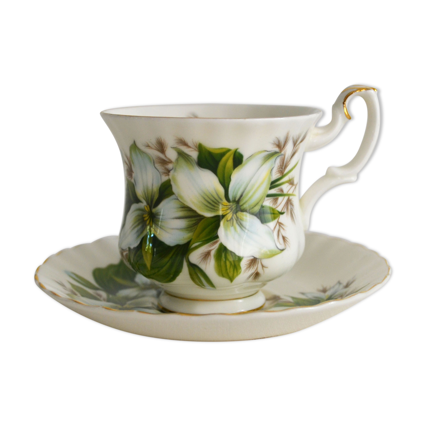 Tea cup Royal Albert English porcelain "Trillium"