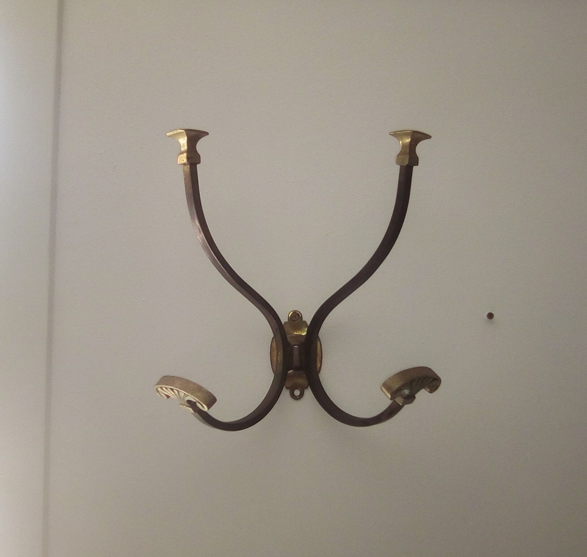 Wall-mounted wall-mounted coat rack in solid brass 50s/60s