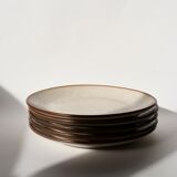 Lot d’assiettes en grès moucheté