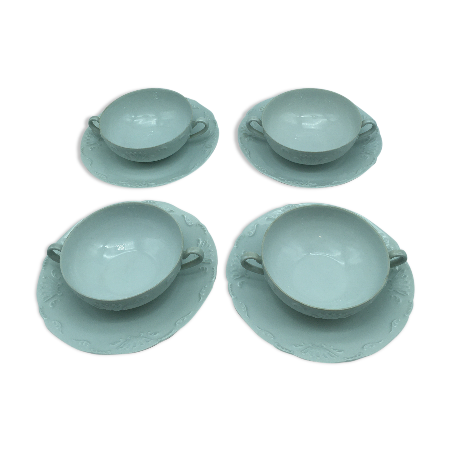 4 broth bowls in taraud limoges porcelain.
