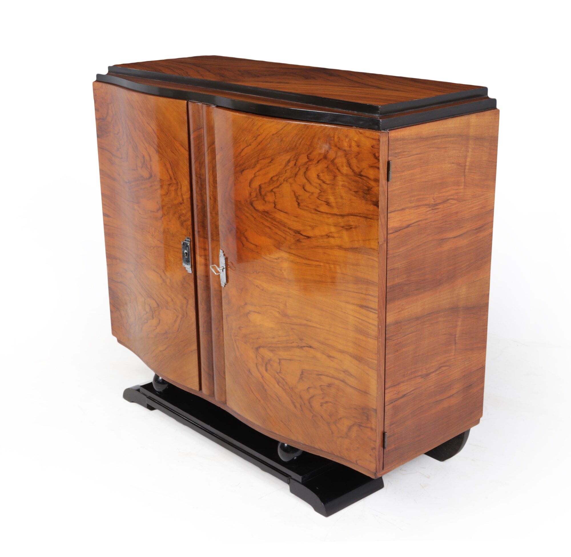 French art deco sideboard in walnut 1920