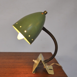 Desk lamp