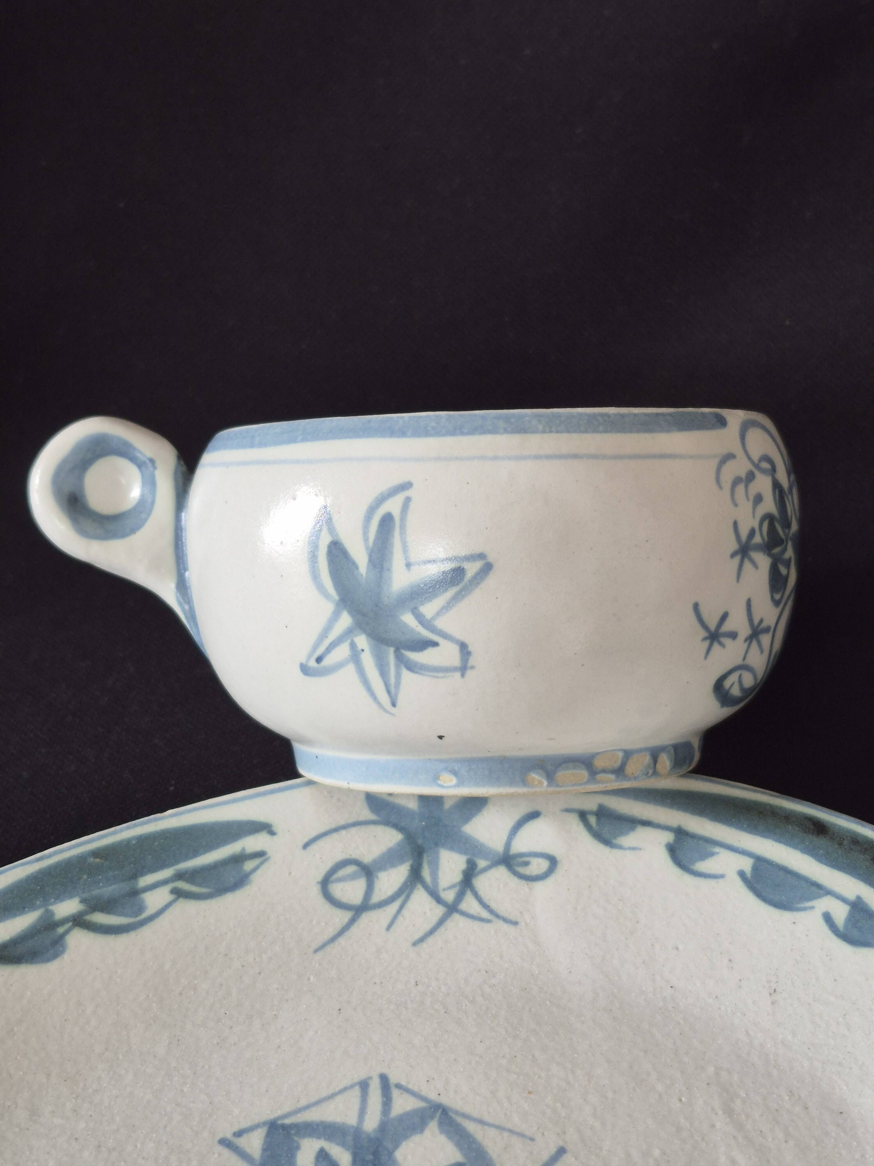 Breakfast cup "selfish" in glazed stoneware Quimper Keraluc A031-1