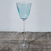 Verre à pied soufflé irrégulier de collection