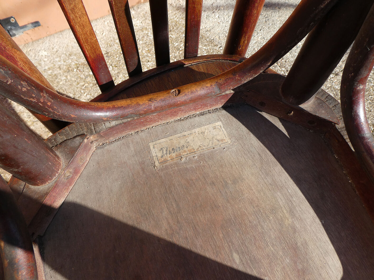 Set of 4 bistro chairs in curved wood Thonet