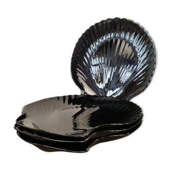 Black glass plates - Scallop