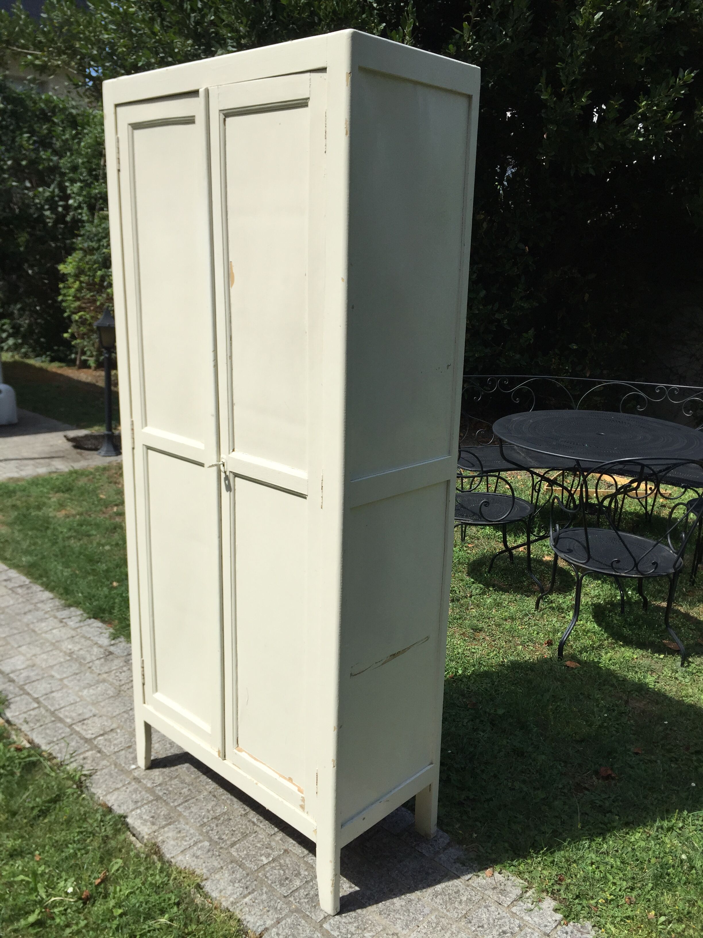 Wardrobe Parisian vintage 1950 white