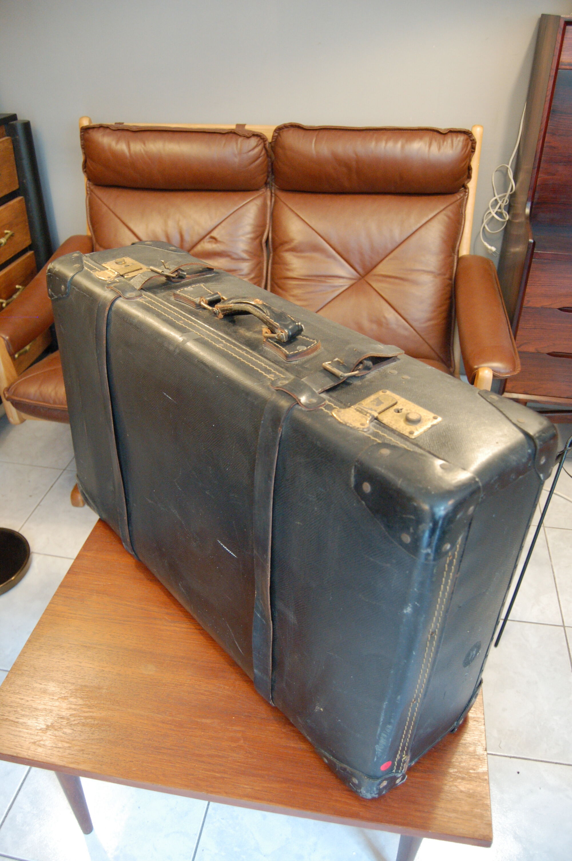 60s black vintage suitcase leather boiled cardboard