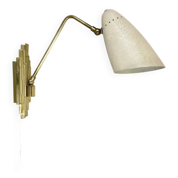 Rare lampe murale de théâtre ajustable en laiton dans le style de Stilnovo, Italie, années 1950.