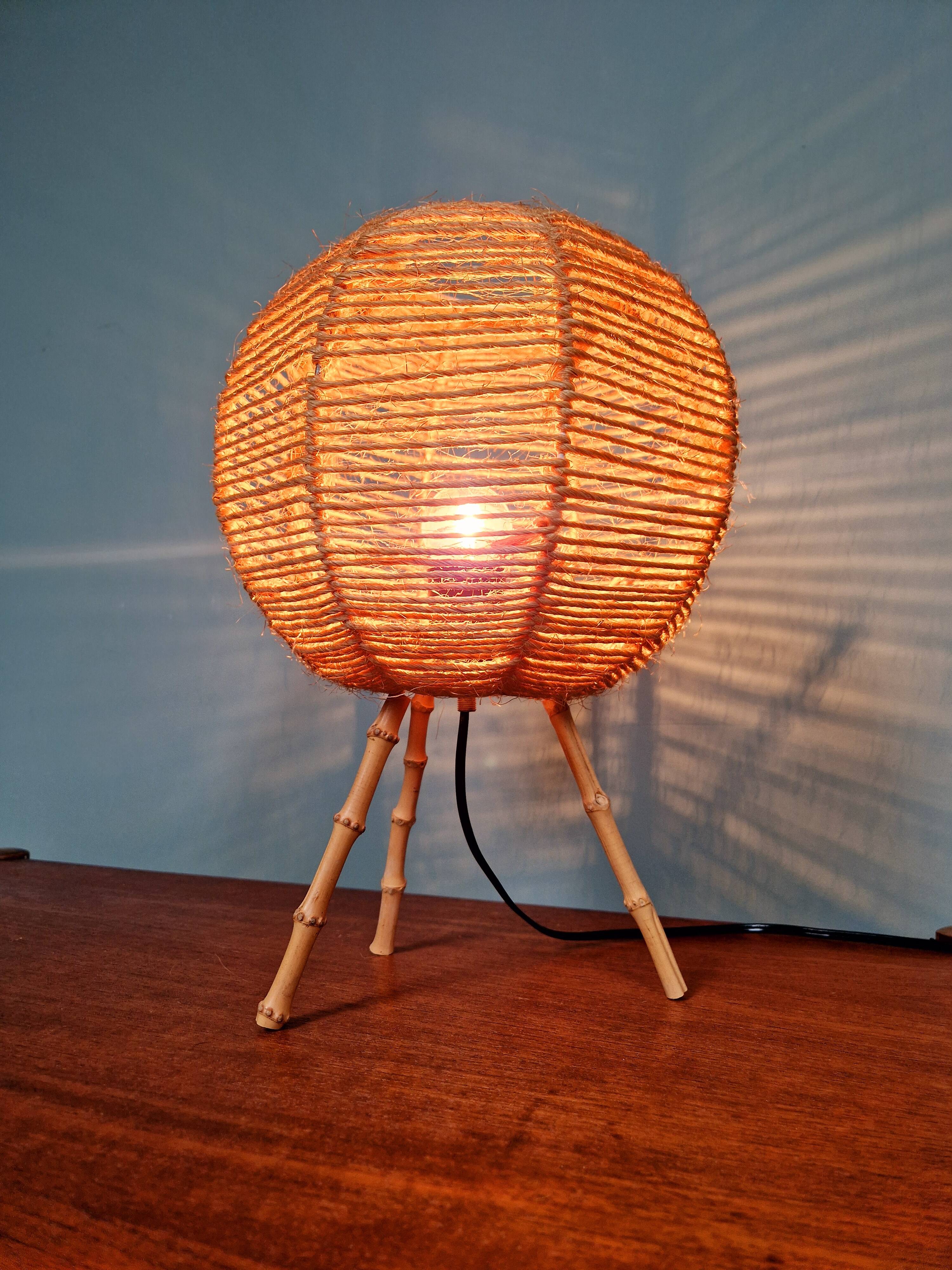 Lampe tripode vintage en corde, années 60