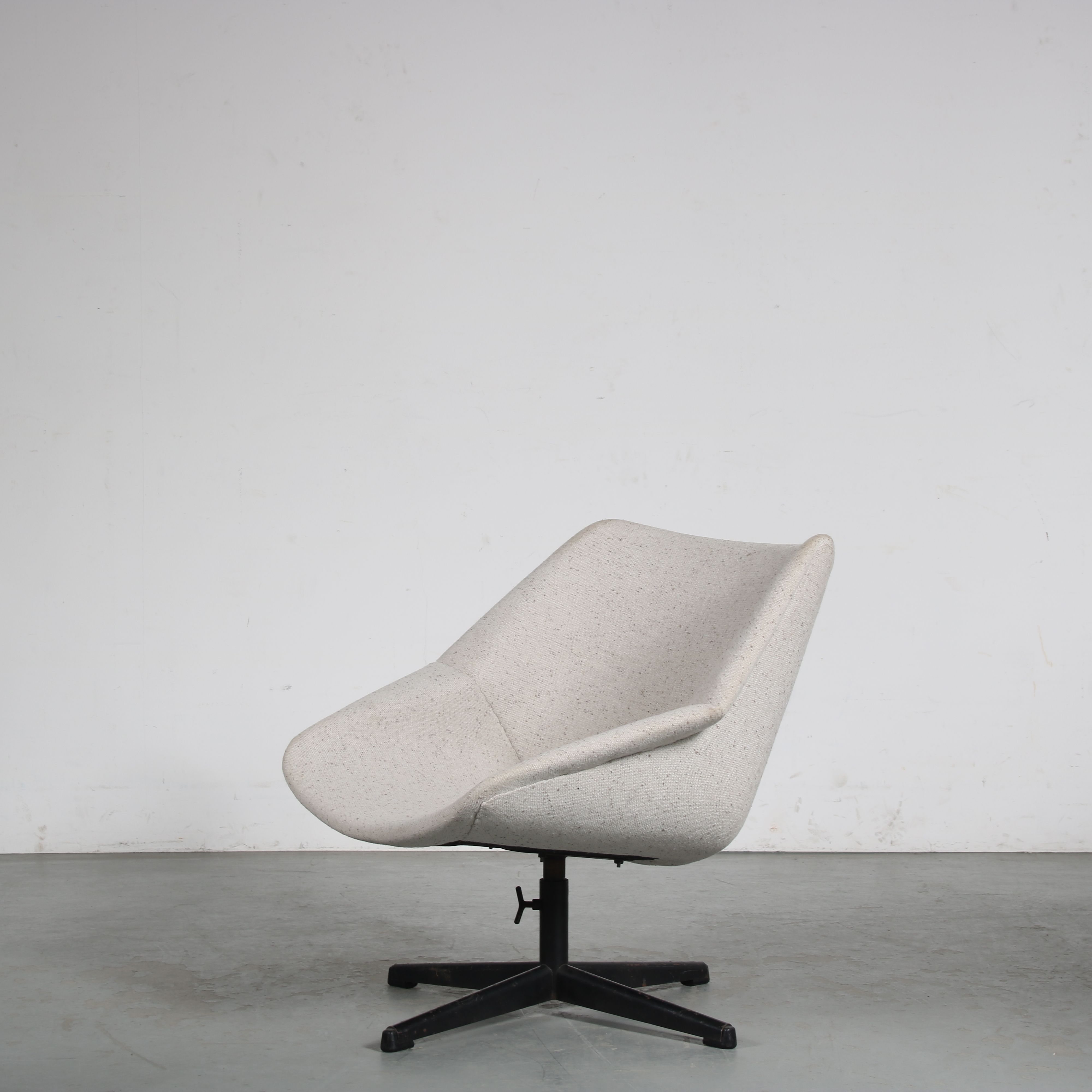 “FM08” Swivel chair by Cees Braakman for Pastoe, Netherlands 1960