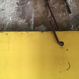 Painted metal plate 1mx1m 60s closing workshops