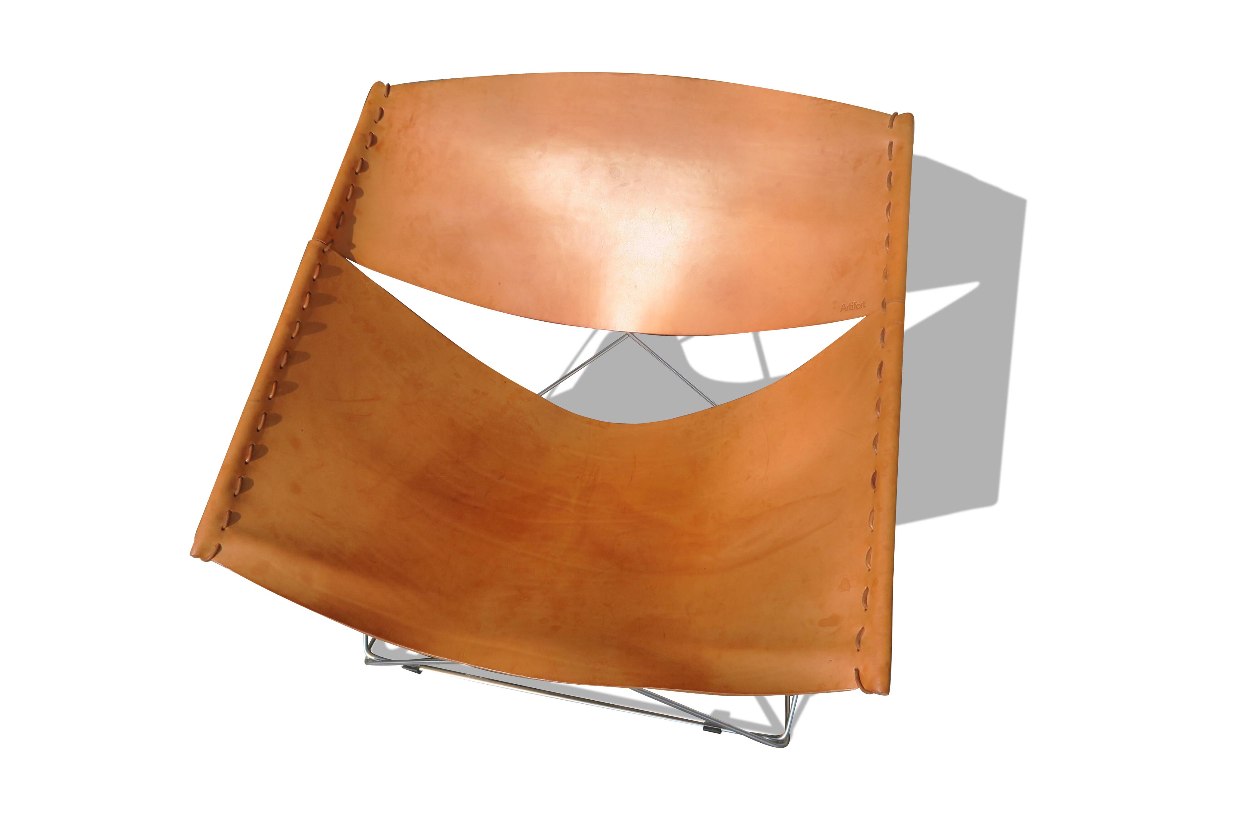 Pair of F675 armchairs by Pierre Paulin for Artifort in leather