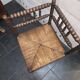Fauteuil de coin de cheminée ancien