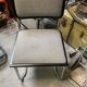Chaise en tissu noir