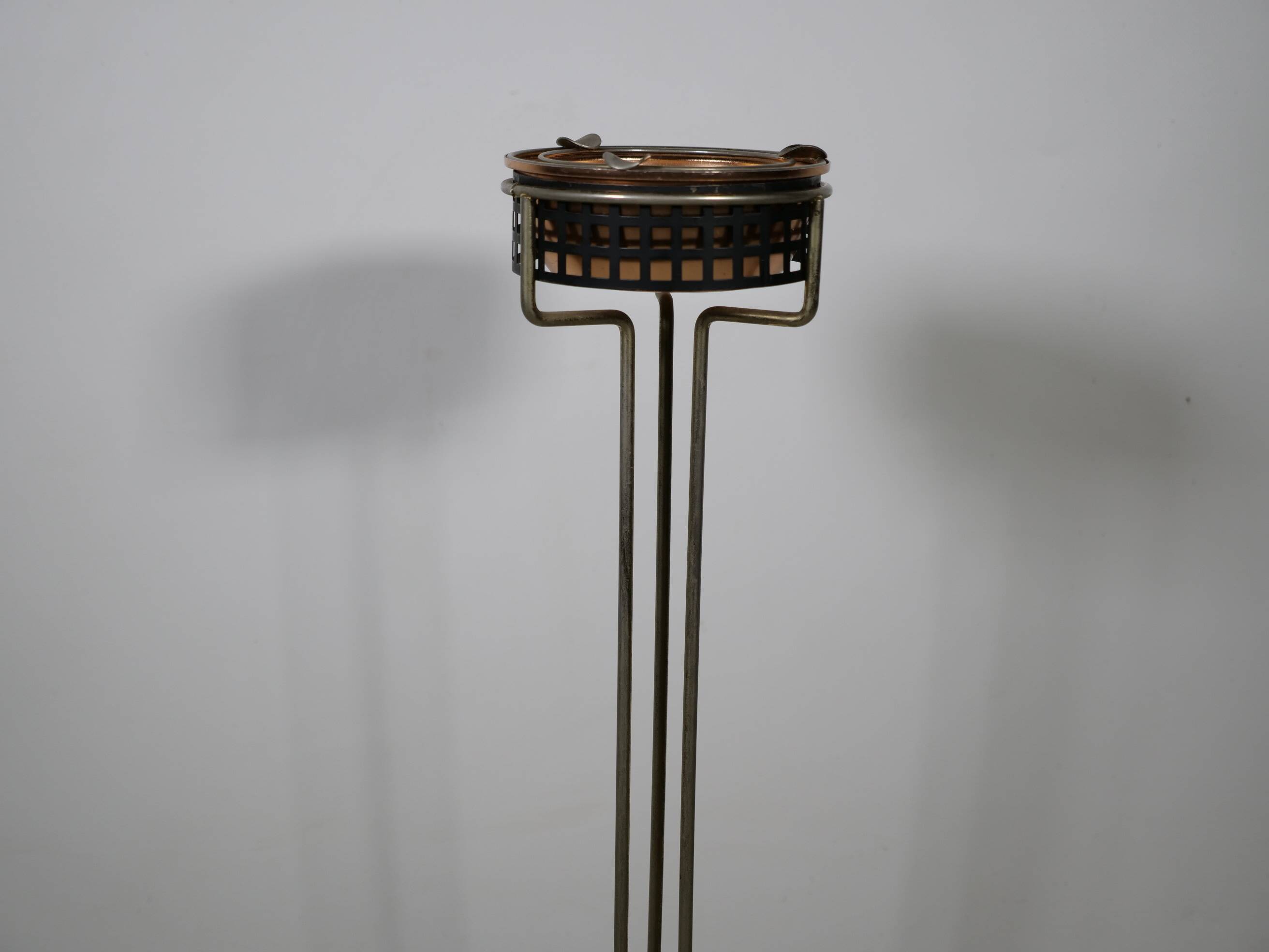 Standing Mid-Century String Ashtray, 1960s