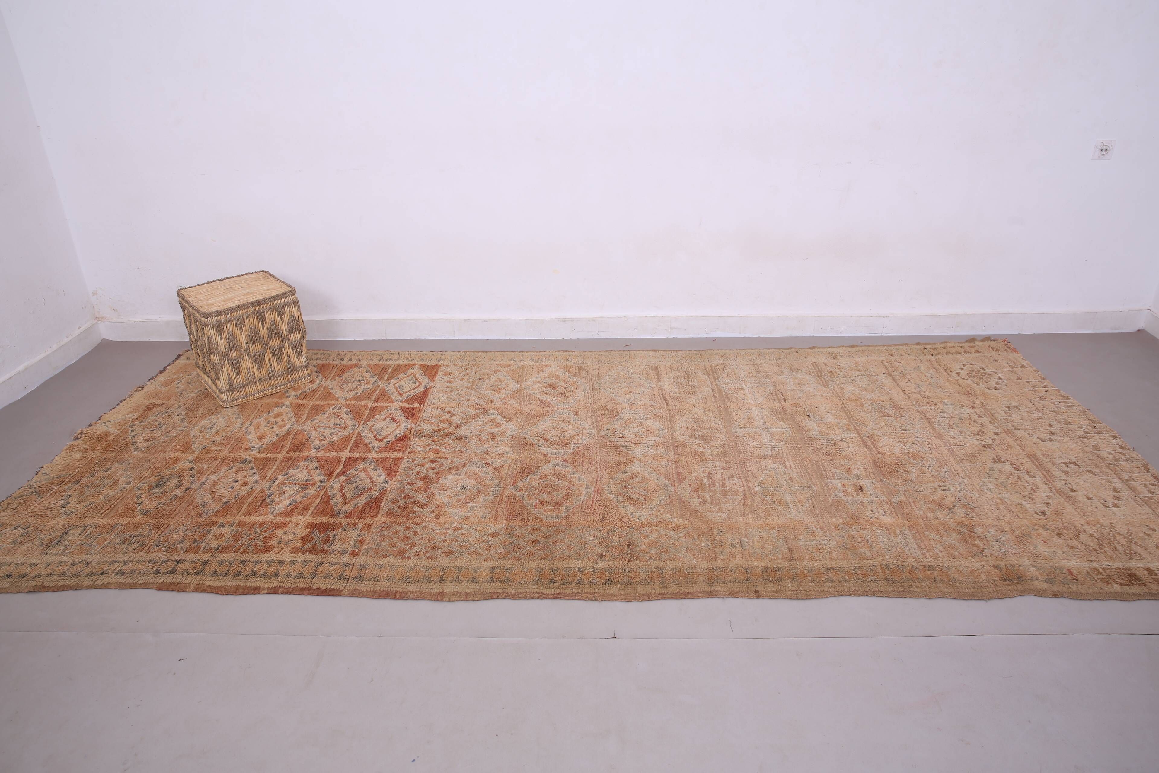 Peach Vintage Moroccan Rug 164 x 376 cm - Berber Wool Rug - Handmade Rug