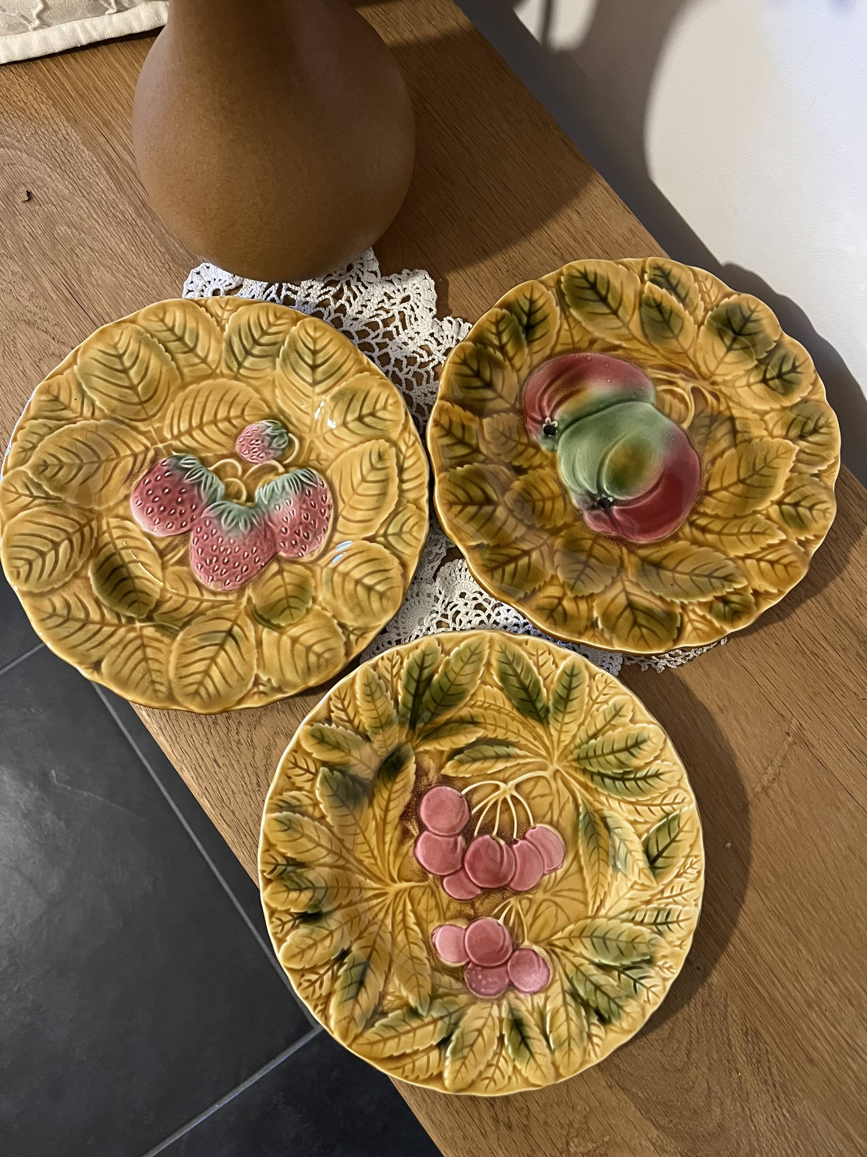 Set of 3 Sarreguemines slushie dessert plates