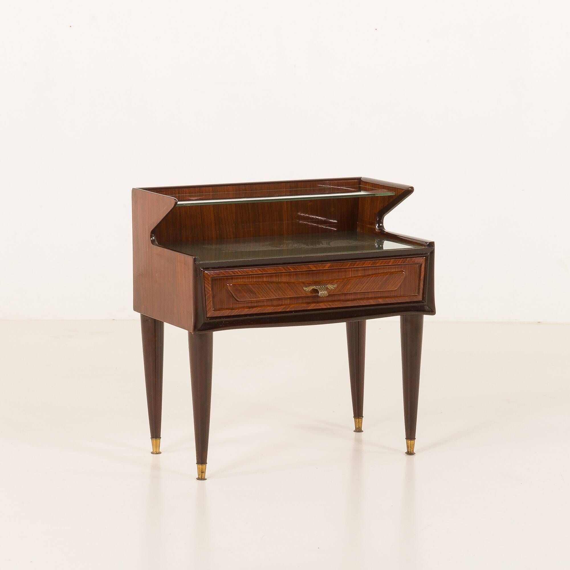 Italian mid-century side table in the style of Paolo Buffa, 1950s