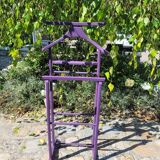 Purple valet