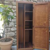 Cloakroom cabinet