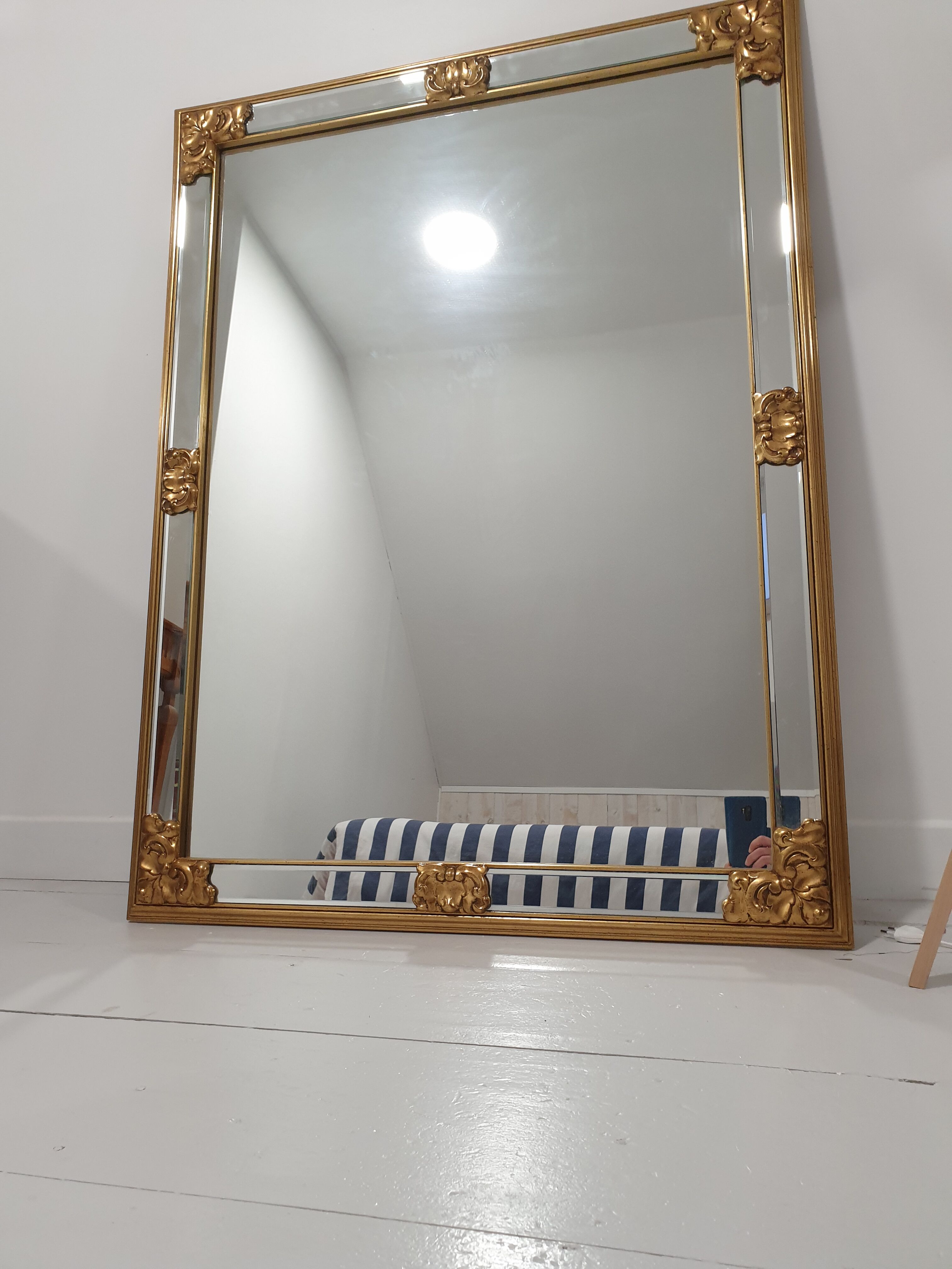 Mirror with pareclose 120×90 cm