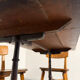 Ancienne table bistrot  Horgen Glarus en bois et fonte début XX eme